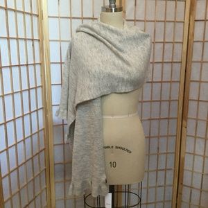 LOFT gray scarf NWT